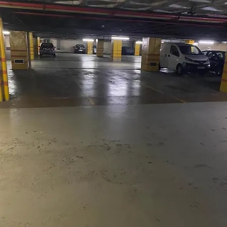 406 Gale Center Wifi, Parking Appartement *