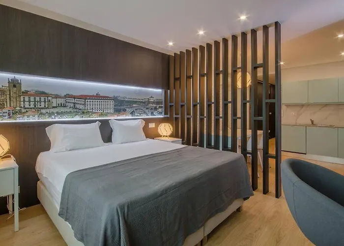 406 Gale Center Wifi, Parking Porto